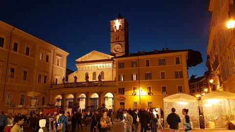 Piazza di Santa Maria in Trastevere