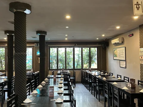Quan Nem Restaurant