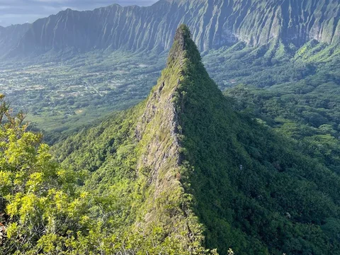 Olomana Trailhead