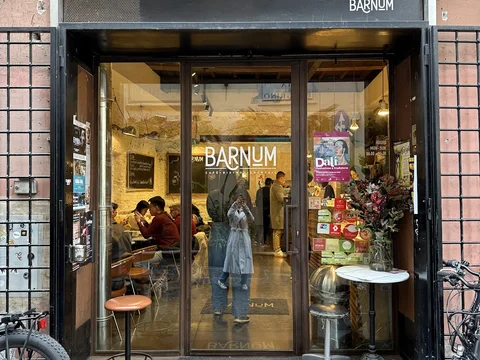 Barnum Cafe