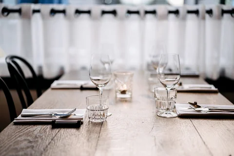 Restaurant Guts & Glory
