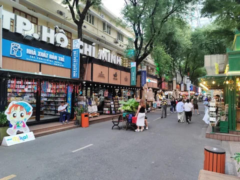 Nguyen Van Binh Book Street