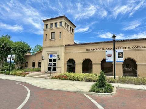 Rollins College (Cornell Fine Arts Museum)