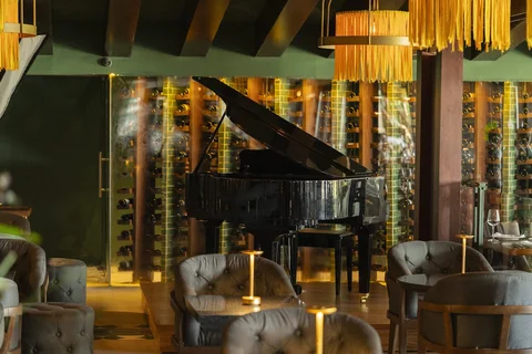 Harrys Prime Steakhouse and Raw Bar