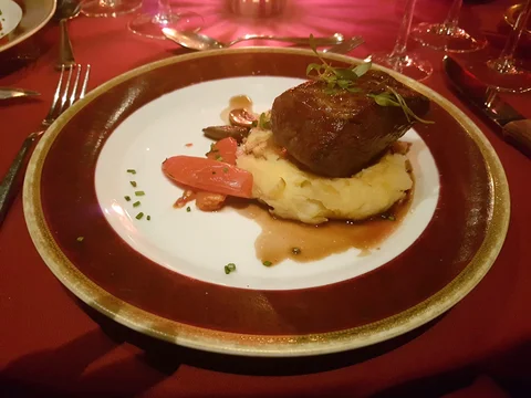 Rojo Tango