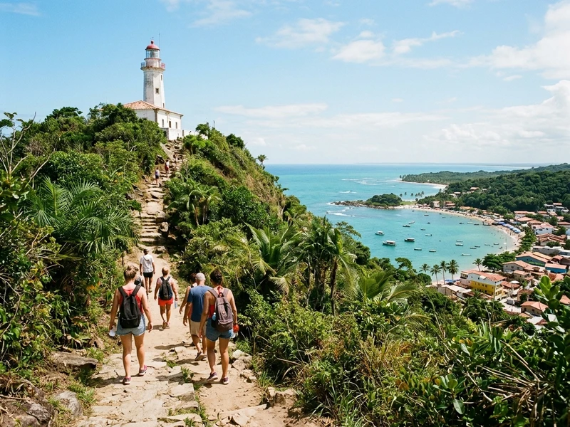 Um roteiro exclusivo de 3 dias desenhado para quem valoriza a preservacao ambiental e o turismo consciente. Caminhadas ecologicas guiadas por especialistas, observacao de fauna marinha, piscinas naturais cristalinas e gastronomia organica baseada na pesca artesanal. Sem transito de automoveis, a viagem conecta o viajante as raizes historicas e a biodiversidade rica da Mata Atlantica e do litoral baiano de forma sustentavel. 🌿🐢☀️