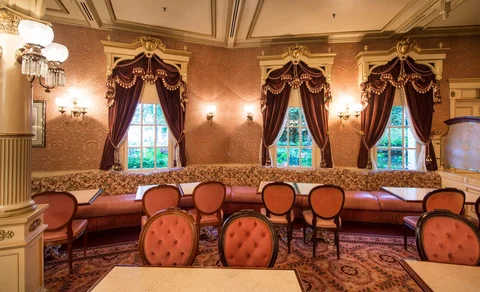 Plaza Gardens Restaurant