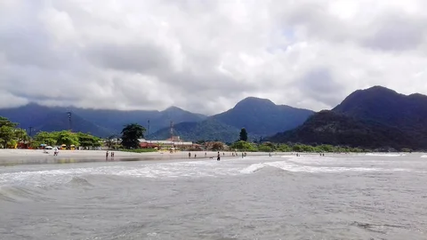 Praia do Pereque-Acu