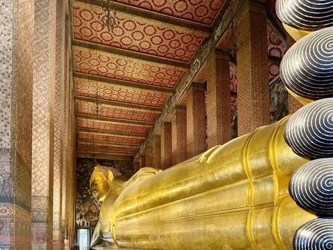Wat Pho (Reclining Buddha)