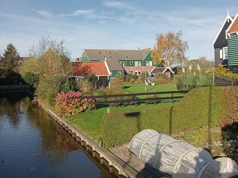 Marken