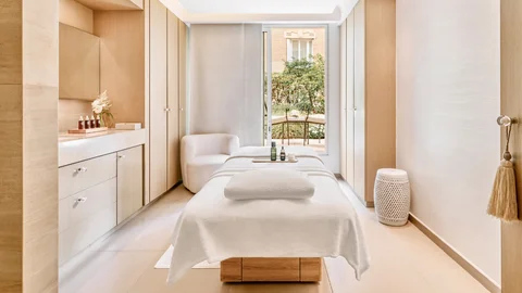 Spa Le Bristol by La Prairie