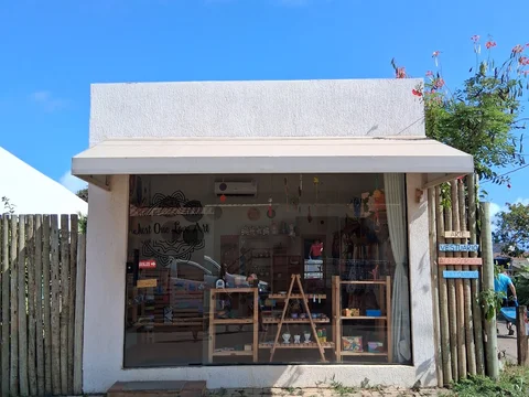 Artesanato Local na Vila dos Remédios