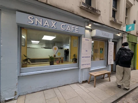 Snax Cafe