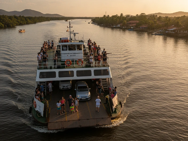 Este roteiro de 3 dias em Porto Seguro foi cuidadosamente planejado para famílias que buscam diversão, segurança e cultura, com atividades para todas as idades. Começando com a alegria do Arraial d'Ajuda Eco Parque e o charme da Rua do Mucugê, o roteiro segue para as piscinas naturais de Recife de Fora, onde a vida marinha encanta a todos. A histórica Passarela do Descobrimento oferece um passeio cultural e gastronômico, enquanto a Praia de Taperapuã garante momentos de relaxamento e brincadeiras na areia. Finalizando com uma visita educativa ao Memorial da Epopeia do Descobrimento, a viagem equilibra aventura, lazer e aprendizado, sempre com um ritmo moderado e atenção à acessibilidade. Prepare-se para criar memórias inesquecíveis em família neste paraíso baiano! 👨‍👩‍👧‍👦🏖️☀️