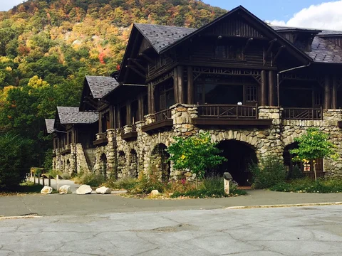 Bear Mountain Inn