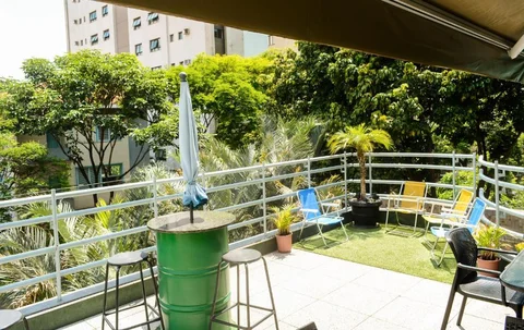 Br Hostel