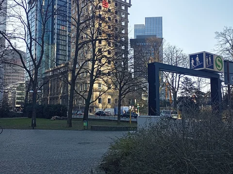 Taunusanlage