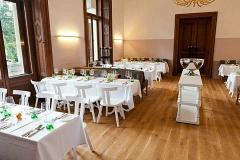 Hermes Cafe Restaurant Labstelle