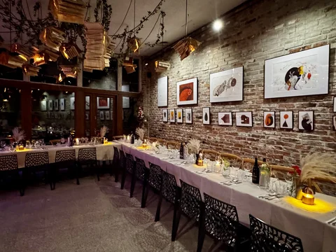 Dynia Resto Bar