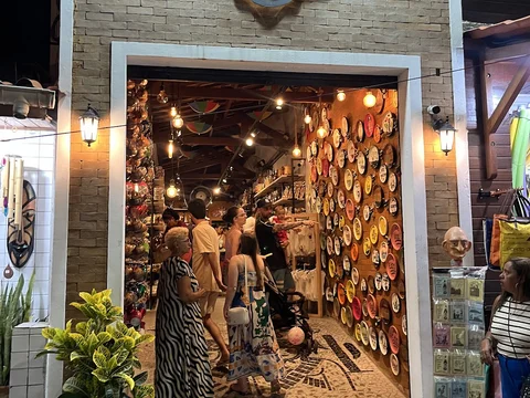 Compras de Produtos Regionais na Vila