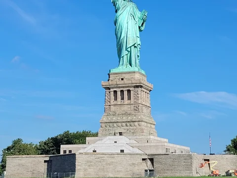 Estátua da Liberdade e Ellis Island (Ferry)