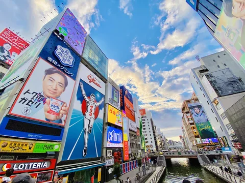 Passeio noturno em Dotonbori