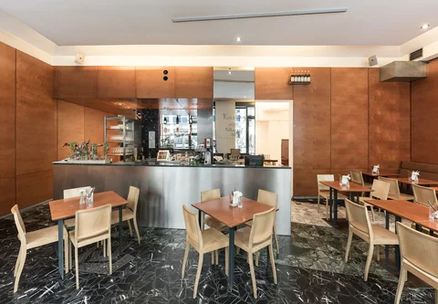 Wrenkh Restaurant