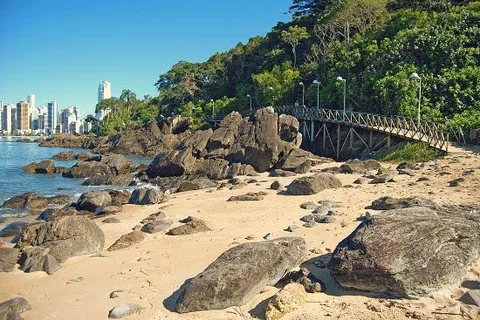 Praia dos Amores
