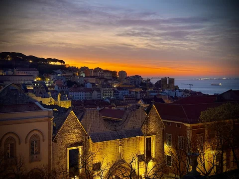 Lisboa Carmo Hotel