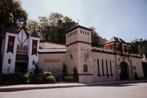 Mini Mundo