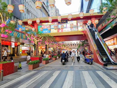 Dongmen Pedestrian Street