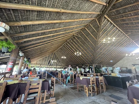 Restaurante Casa de Palha