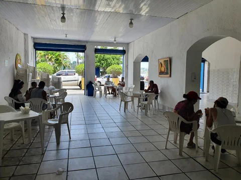 Orla da Ribeira e Sorveteria da Ribeira
