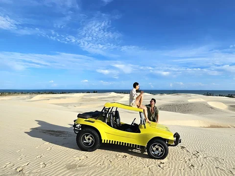 Passeio de Buggy com Emoção nas Dunas do Cumbuco
