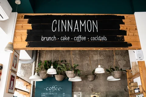 Cinnamon Buda