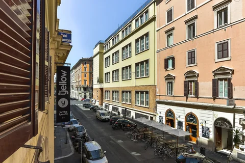 YellowSquare Rome