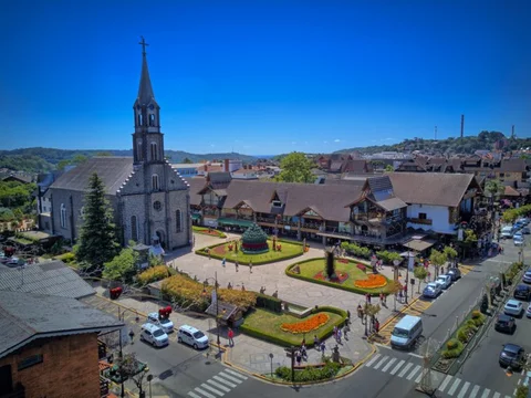 Praca das Etnias