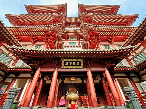 Buddha Tooth Relic Temple
