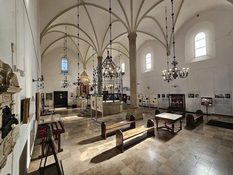 Stara Synagoga