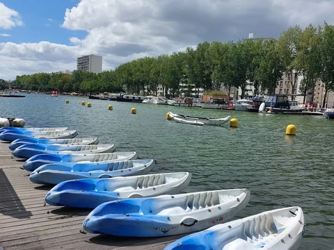 Kayak sur le Canal de l'Ourcq