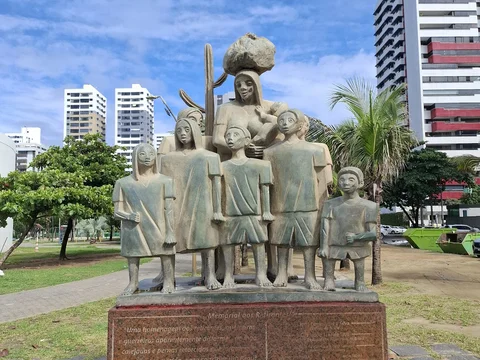 Parque Dona Lindu