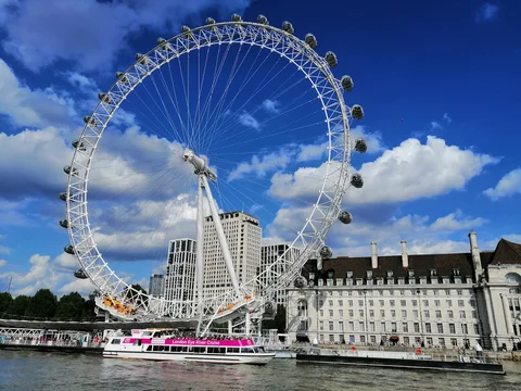 Passeio de barco pelo Tâmisa (City Cruises)