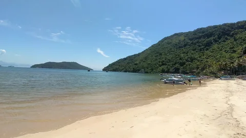 Praia de Paraty-Mirim