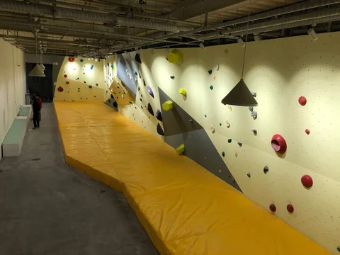 Banana Climbing Gym Chegongmiao