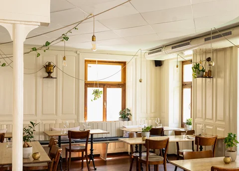 KLE Restaurant