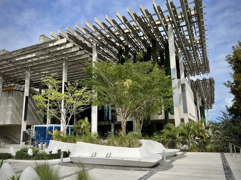 Pérez Art Museum Miami (PAMM)