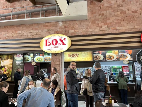 Box de Comida no Mercado Municipal