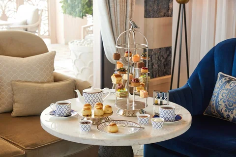 Al Fayrooz Lounge (Jumeirah Al Qasr)
