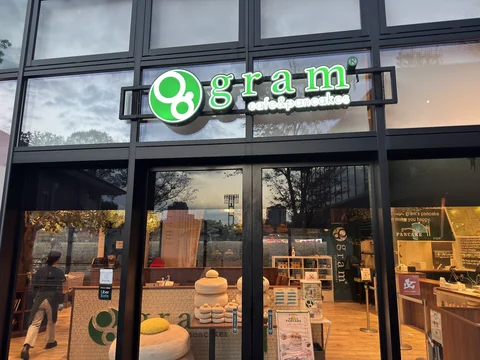 Gram Cafe and Pancakes