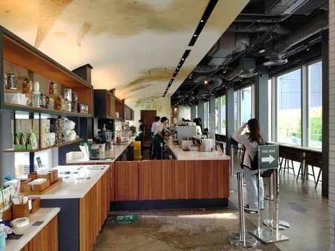 Starbucks Coffee Shinjuku Southern Terrace